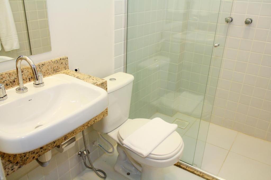 Oyo Ecosuites Hotel Nin Ngoại thất bức ảnh