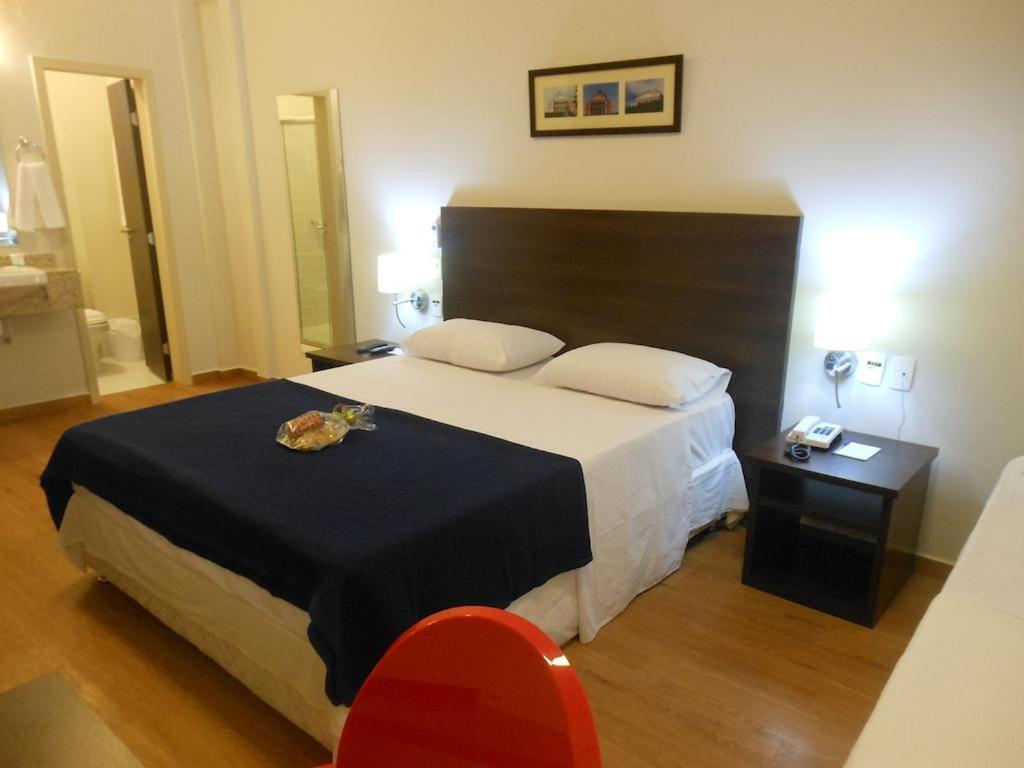 Oyo Ecosuites Hotel Nin Ngoại thất bức ảnh
